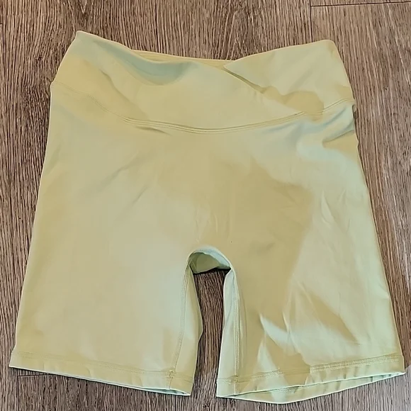 Sleek Mint Athletic Shorts for Women - Picture 2 of 3